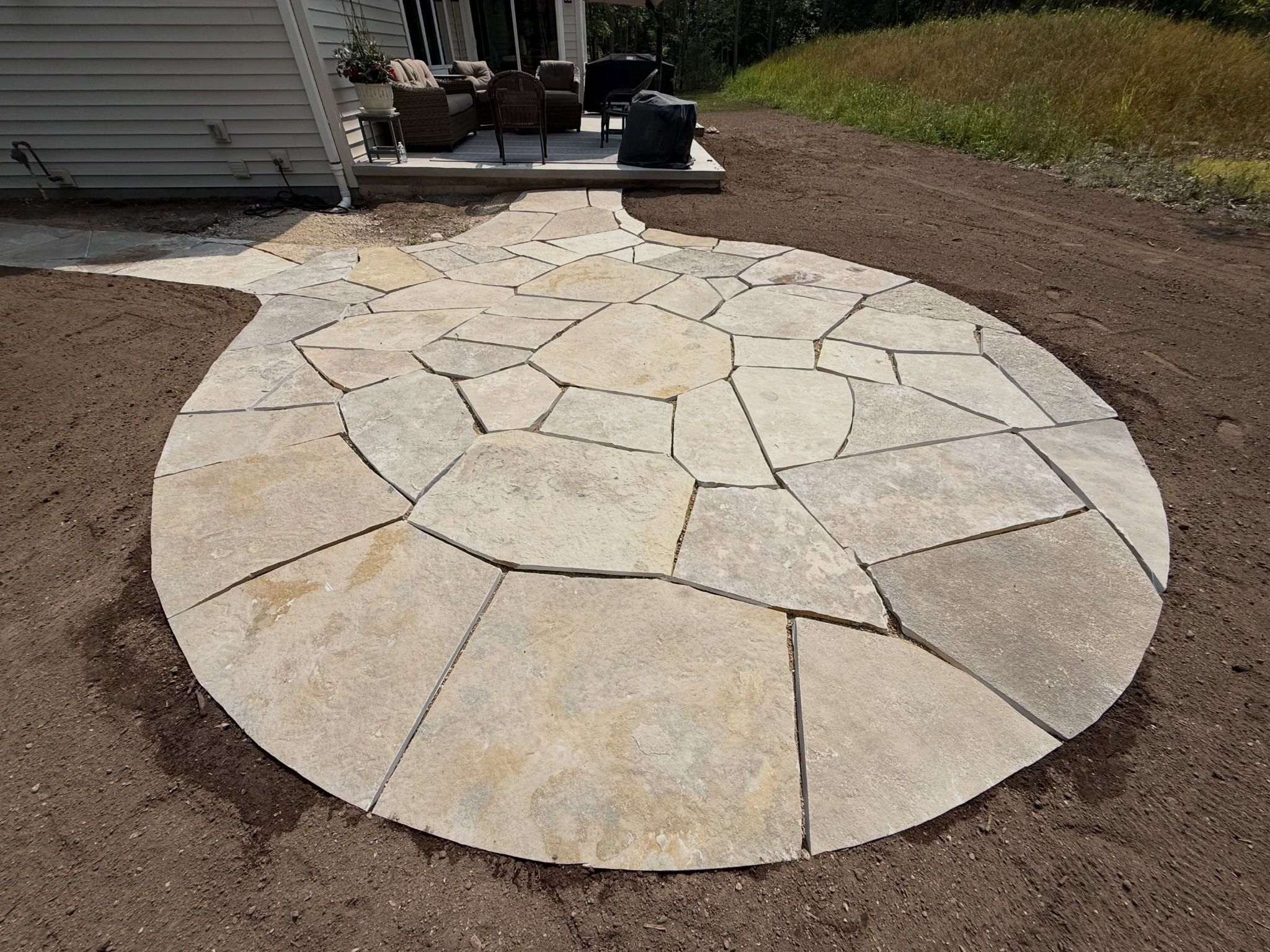 Natural stone flagstone patio